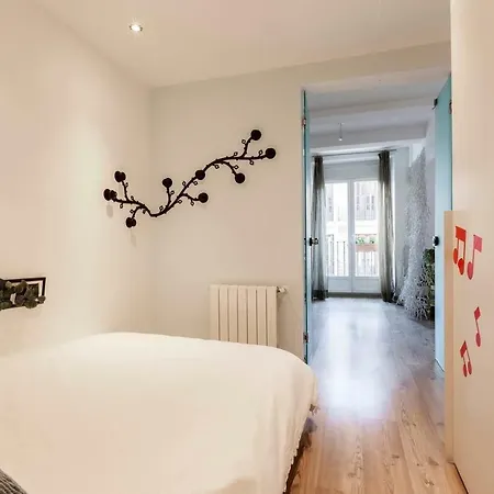 En Palacio Casa Entera Con Dos Suites Madrid Exterior photo